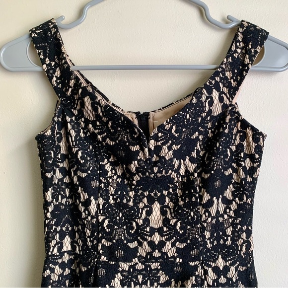 Francesca's Black Lace Overlay Sweetheart Fit & Flare Mini Dress SZ XS - Picture 3 of 6